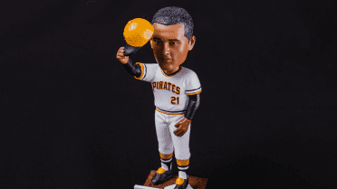 Roberto Clemente bobblehead
