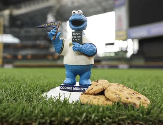 Cookie Monster bobblehead