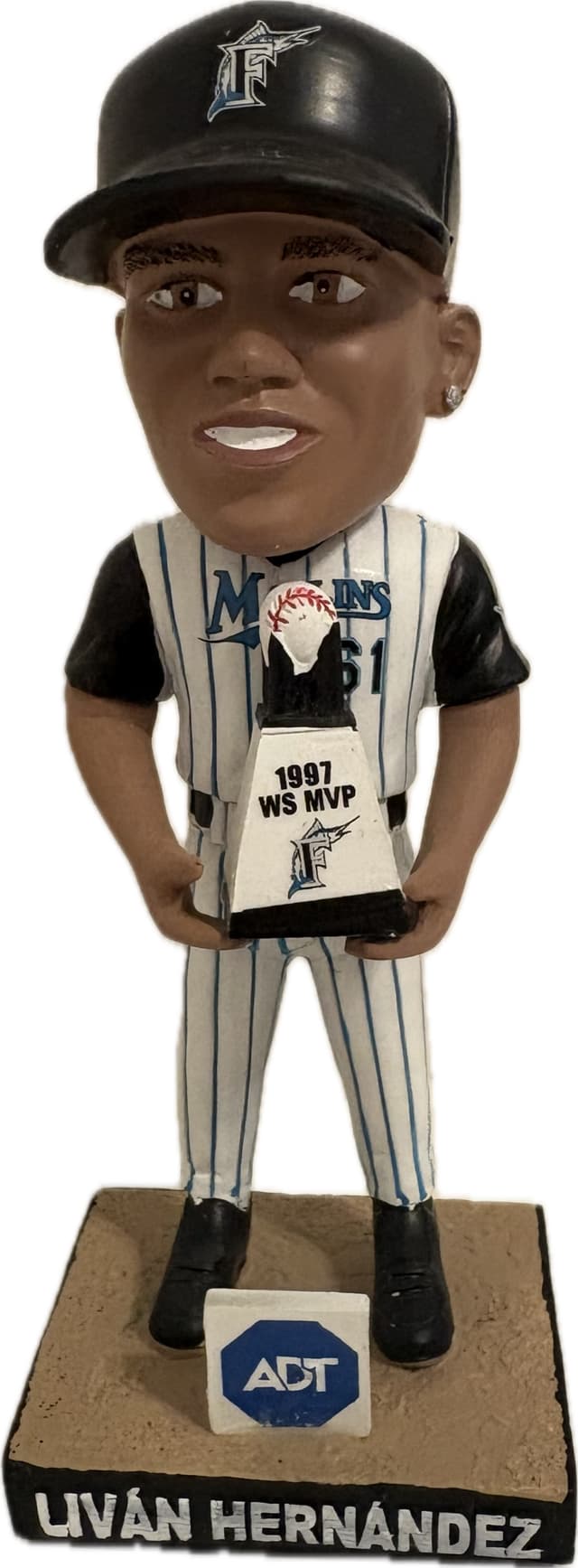 Livan Hernandez bobblehead