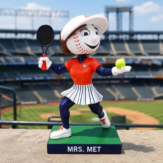 Mrs. Met bobblehead